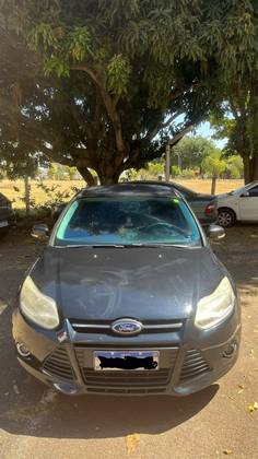 FORD FOCUS 1.6 S 16V FLEX 4P MANUAL FORD FOCUS 1.6 S 16V FLEX 4P MANUAL